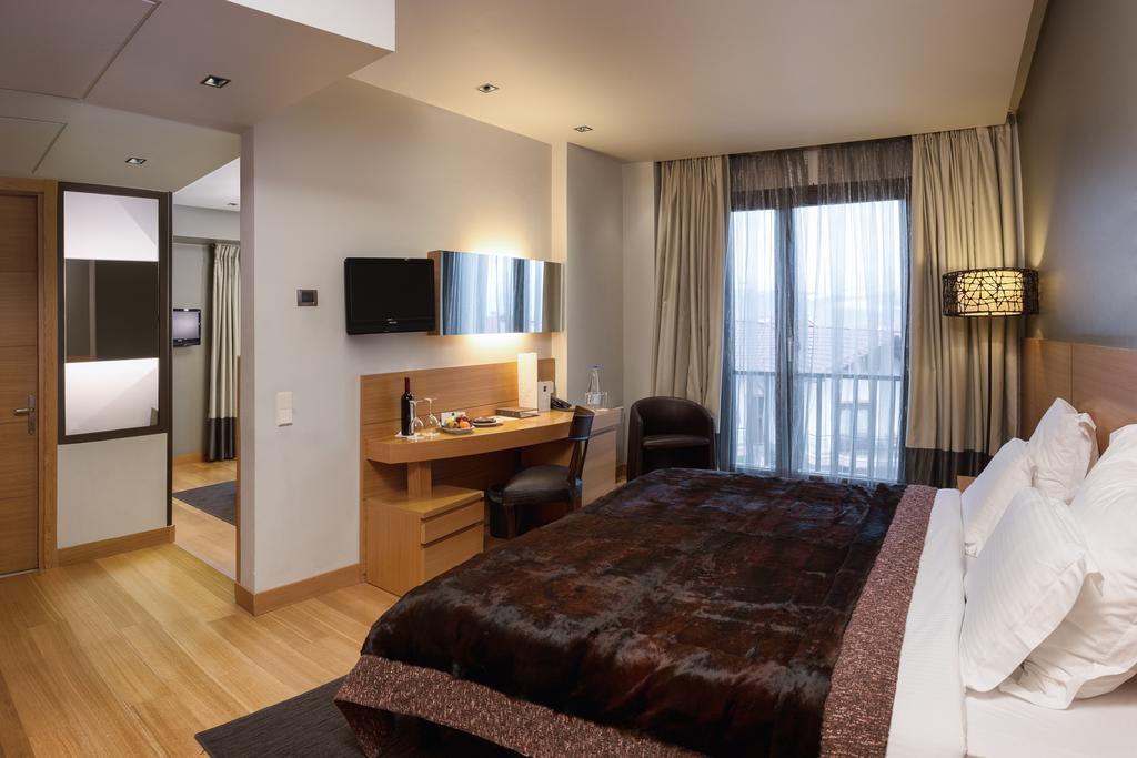 Esperos Palace Luxury & Spa Hotel Костур Екстериор снимка