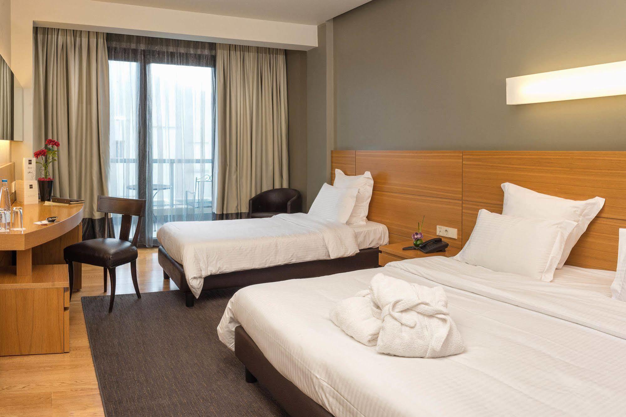 Esperos Palace Luxury & Spa Hotel Костур Екстериор снимка