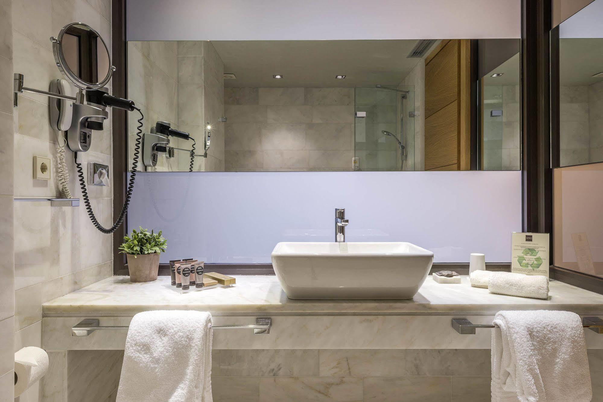 Esperos Palace Luxury & Spa Hotel Костур Екстериор снимка